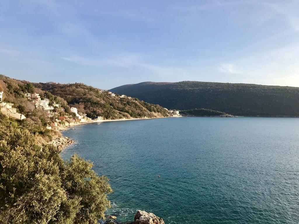 Odore Di Mare يوتجيها المظهر الخارجي الصورة